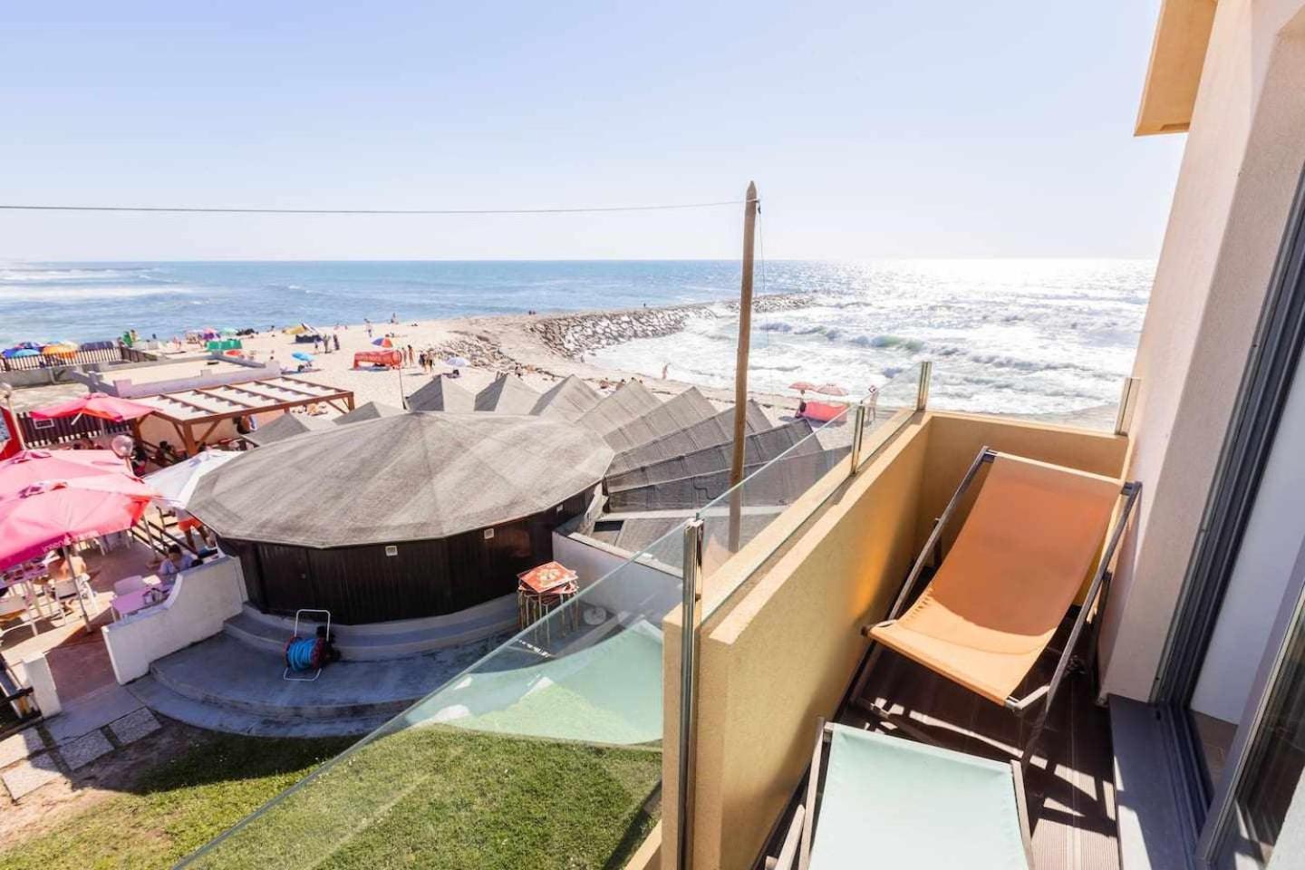 Vista Mare Beach Apartments By Destiny Houses Cortegaça Esterno foto